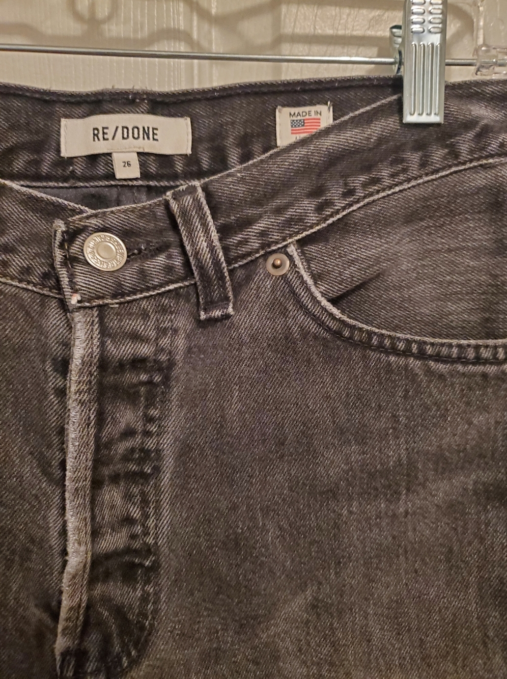 Levis Re/Done Black Denim Cropped Distressed Jeans Size 26